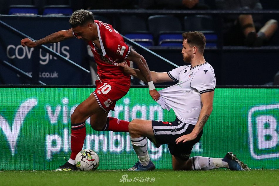 的三连冠 的三连冠