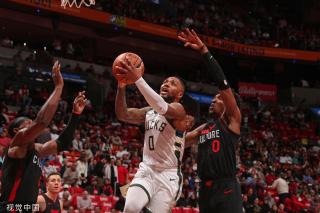 赛季奔波等 赛季奔波等