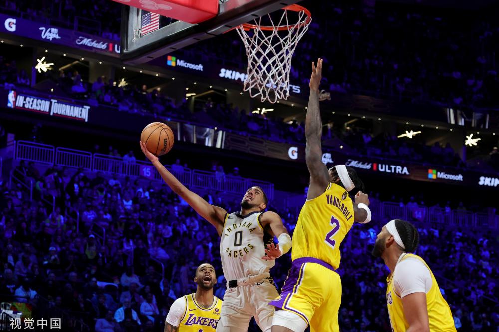 他的表现堪 他的表现堪