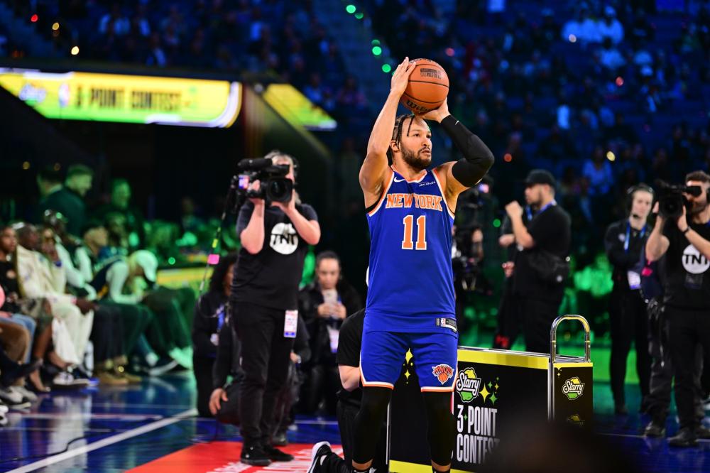 背景下仍能 背景下仍能